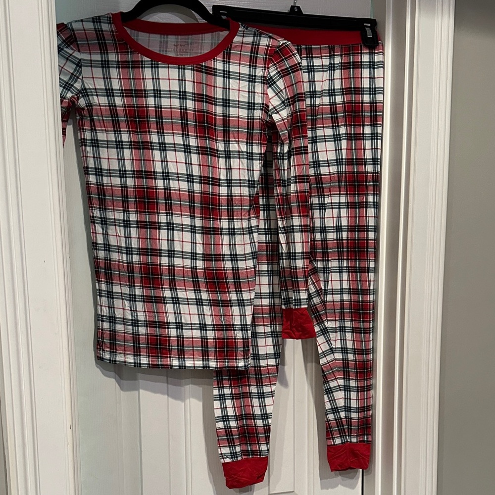 Little Sleepies Plaid girls size 12/14 Pajamas Set - Red and White. Like new